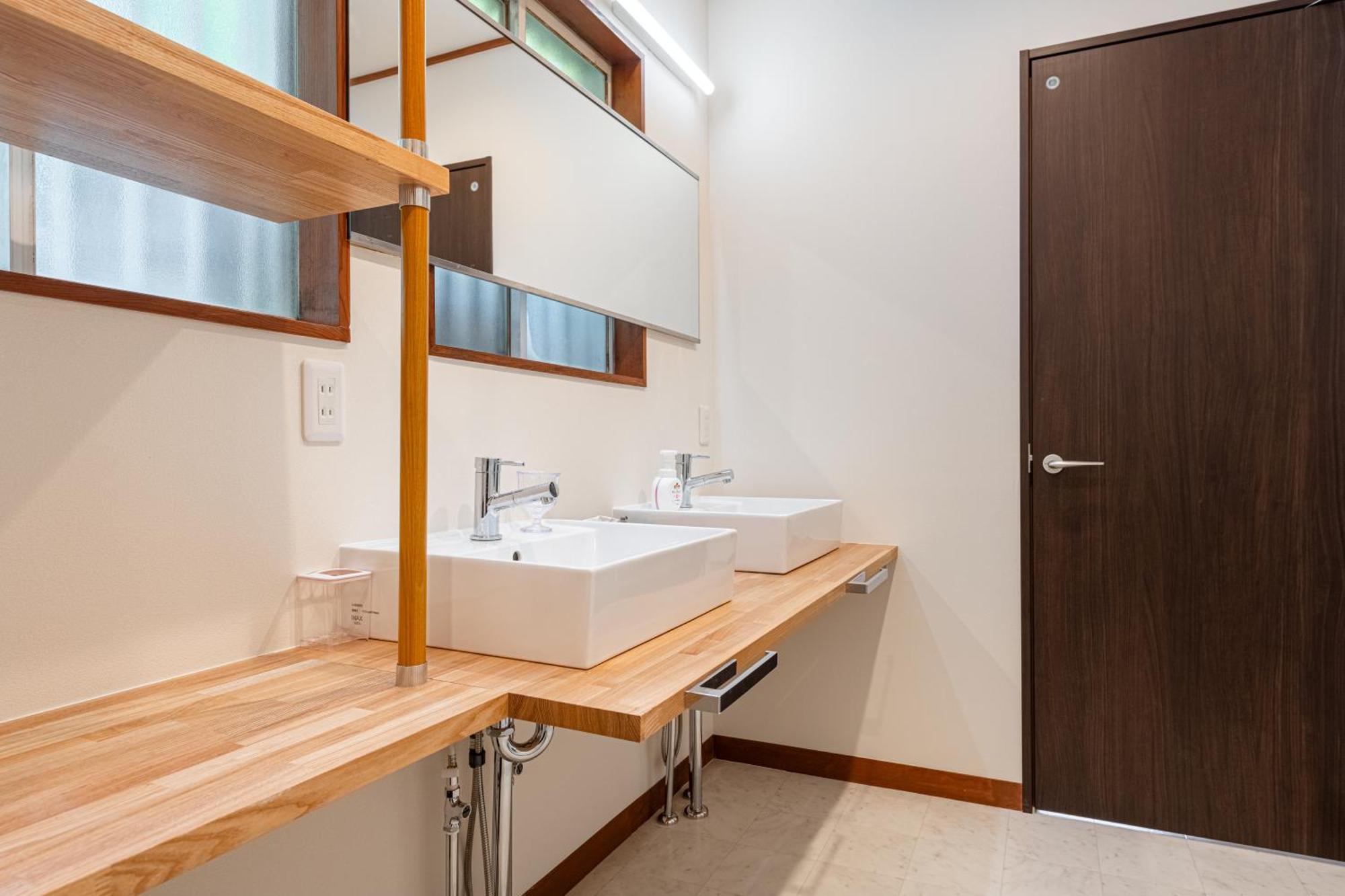 Shinoda House Villa